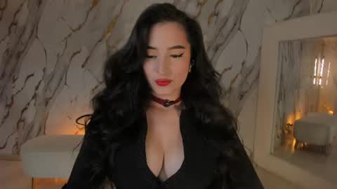 Snapshot of dominiquevega_ chatting on 11, 7, 2026 Dominique online show from 11, 7, 2026