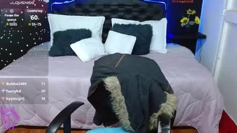  D O M I N K  online show from 14, 2, 2025