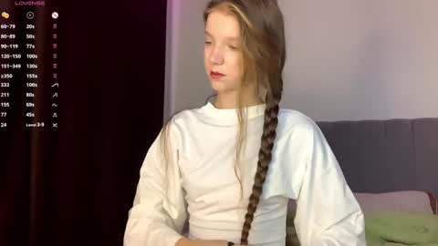 Kira online show from 30, 4, 2026