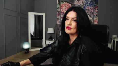 Dom Melisa online show from 8, 1, 2025