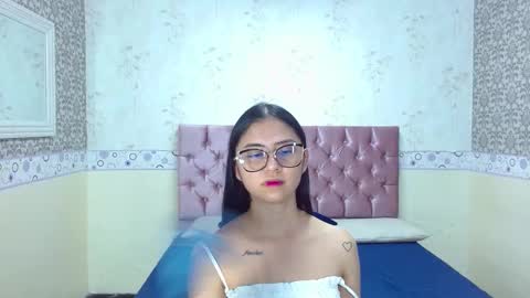 Snapshot of dona_and_carl2 chatting on 8, 12, 2024 DONA Y CARL online show from 8, 12, 2024