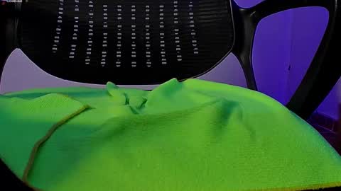 Donat Independent Model online show from 31, 1, 2025