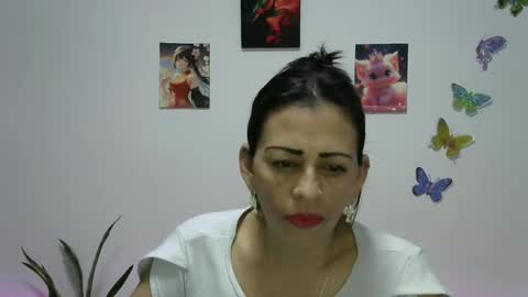 Snapshot of doncella_7 chatting on 8, 1, 2025 doncella_7 online show from 8, 1, 2025