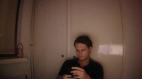 Snapshot of donn053 chatting on 11, 9, 2025 Papi online show from 11, 9, 2025