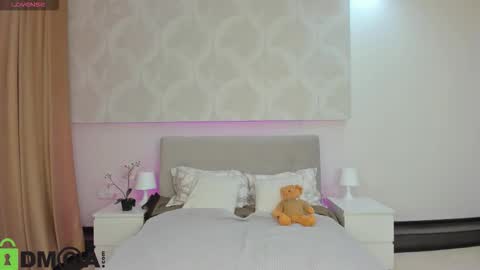 Donna On GMT2 Mon-Fri 3-9 AM online show from 18, 2, 2026