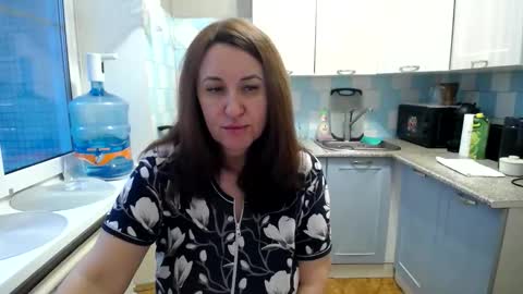Snapshot of donnalimadonna chatting on 24, 1, 2025 Tatiana 43 curvy sexy body and Joanna redhead 39 years online show from 24, 1, 2025