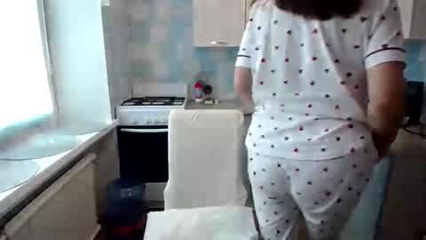 Snapshot of donnalimadonna chatting on 15, 9, 2025 Tatiana 43 curvy sexy body and Joanna redhead 39 years online show from 15, 9, 2025
