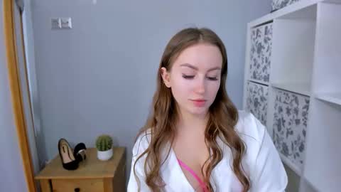 DonnaSensual online show from 21, 10, 2025