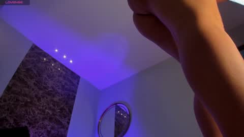  Donna Stonne  online show from 13, 12, 2024