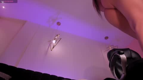  Donna Stonne  online show from 22, 12, 2024