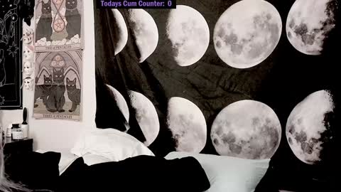 Snapshot of doomednympho chatting on 7, 1, 2025 DOOM online show from 7, 1, 2025