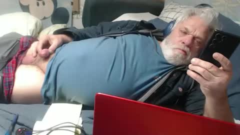 cummingdoouug online show from 11, 1, 2026