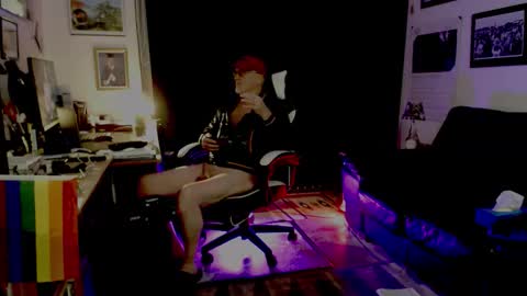 Snapshot of dopeleaf2 chatting on 7, 10, 2025 dopeleaf2 online show from 7, 10, 2025