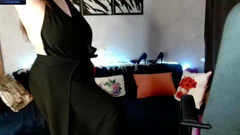 Dora online show from 11, 11, 2025