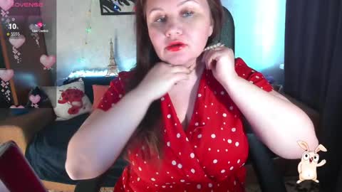 Snapshot of doraross chatting on 12, 4, 2026 Dora online show from 12, 4, 2026