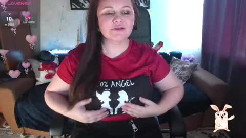 Snapshot of doraross chatting on 15, 4, 2026 Dora online show from 15, 4, 2026