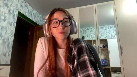 Snapshot of dorcasuplinger chatting on 20, 9, 2025 Aria online show from 20, 9, 2025