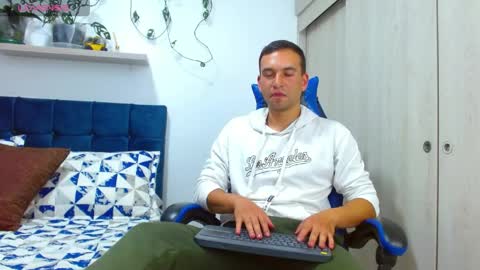 Snapshot of dorian_h chatting on 3, 6, 2026 dorian_h online show from 3, 6, 2026
