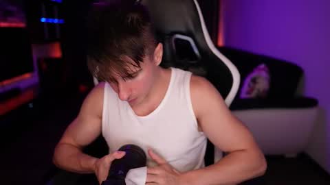 Dorian Reyes online show from 12, 10, 2025