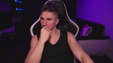 Dorian Reyes online show from 29, 10, 2025