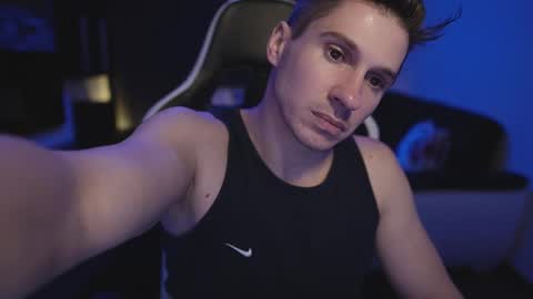 Dorian Reyes online show from 3, 5, 2026