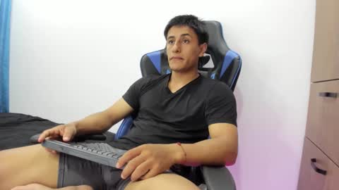 dorman_boy online show from 7, 11, 2025