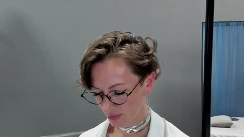 Snapshot of dorothy_meyer chatting on 3, 7, 2026 Dorothy Next stream on Monday at 3am-9am online show from 3, 7, 2026
