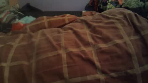 Hello  welcome to Slutsville  I am the Naked Chef  really  but you may call me Peter online show from 26, 9, 2025