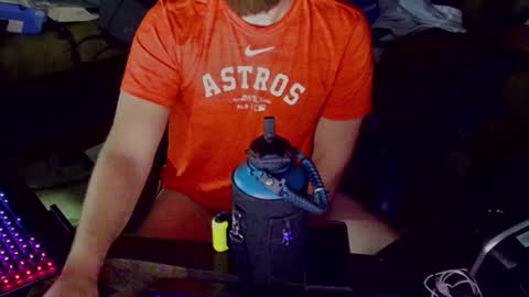 DotYourEyezez  online show from 12, 3, 2025