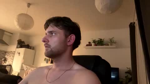 Snapshot of doubledi11 chatting on 4, 12, 2025 Edii online show from 4, 12, 2025