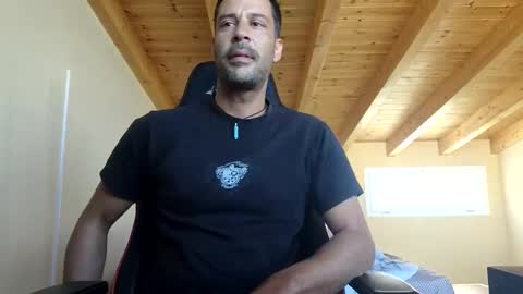 DoubleFeeling online show from 25, 2, 2025