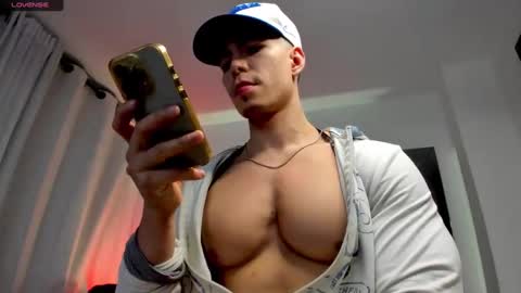 Douglas Safado online show from 15, 11, 2025