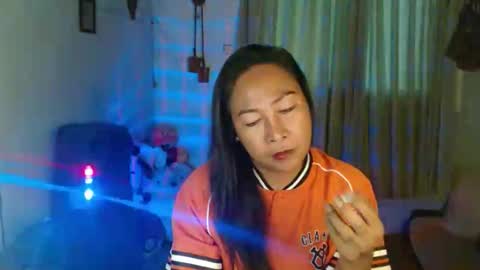 doyouwantme143 online show from 10, 2, 2026