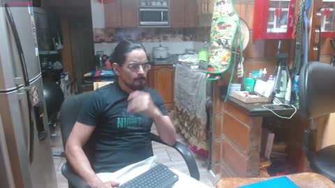 Snapshot of dr_simon84 chatting on 2, 1, 2025 Dr Simon online show from 2, 1, 2025