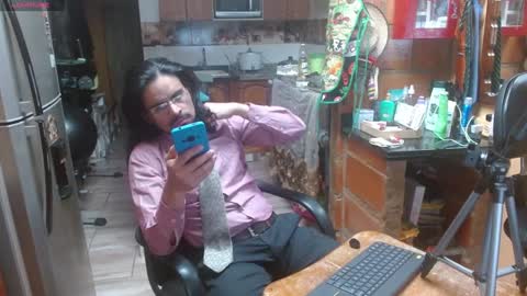 Snapshot of dr_simon84 chatting on 3, 1, 2025 Dr Simon online show from 3, 1, 2025