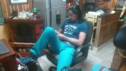Snapshot of dr_simon84 chatting on 8, 1, 2025 Dr Simon online show from 8, 1, 2025