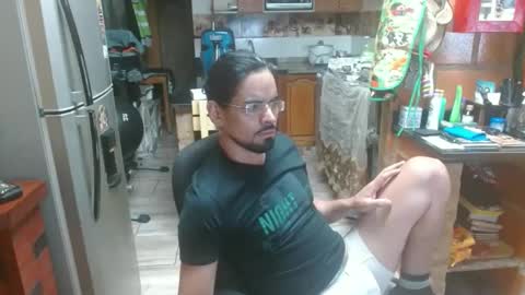Snapshot of dr_simon84 chatting on 12, 1, 2025 Dr Simon online show from 12, 1, 2025