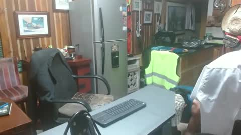 Snapshot of dr_simon84 chatting on 29, 1, 2025 Dr Simon online show from 29, 1, 2025