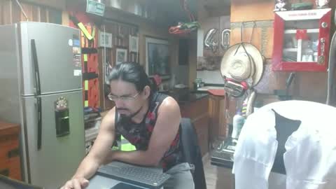 Snapshot of dr_simon84 chatting on 3, 2, 2025 Dr Simon online show from 3, 2, 2025