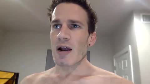 Snapshot of dracoisback chatting on 12, 3, 2025 dracoisback online show from 12, 3, 2025