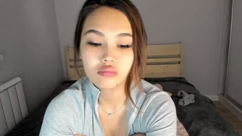 Airi online show from 10, 12, 2024