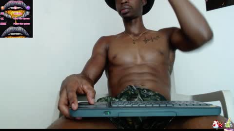 Snapshot of drake_brown_23 chatting on 11, 1, 2025 Drake 23 online show from 11, 1, 2025