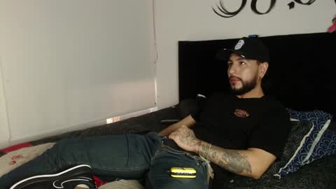 Snapshot of drake_jackson11 chatting on 11, 1, 2025 drake jackson11 online show from 11, 1, 2025