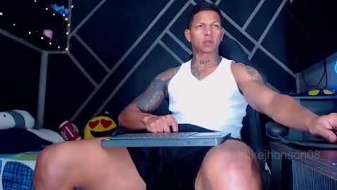 Snapshot of drake_jhonson08 chatting on 8, 2, 2026 Drake online show from 8, 2, 2026