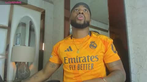 ---Drake--- online show from 4, 12, 2025