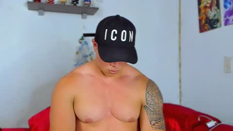 drake_xion1 online show from 15, 1, 2025