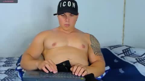 drake_xion1 online show from 22, 2, 2025