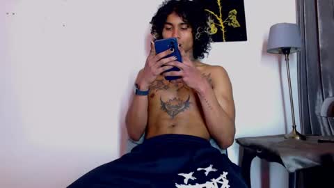 Snapshot of drakee20 chatting on 8, 7, 2026 DRAKE online show from 8, 7, 2026