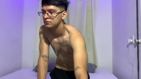 Snapshot of drakoxxx11 chatting on 9, 7, 2026 drakoxxx11 online show from 9, 7, 2026