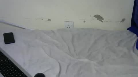 drama_queeen online show from 2, 2, 2026